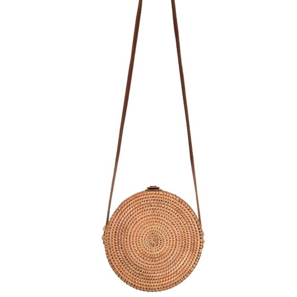 Handcrafted Shell Embellishment Rattan Leather Crossbody Bag Women’s - Picture 6 of 10